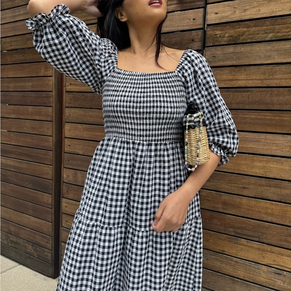 Black and White Gingham Smocked Sundress with Puff Sleeves - Size Medium - Picture 7 of 15
